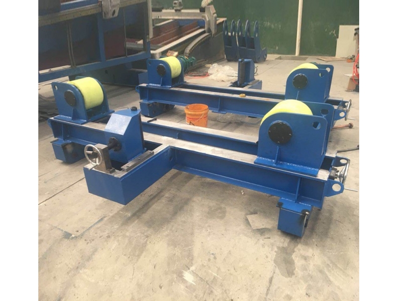 湖北20t电动丝杠可调滚轮架发货